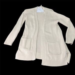 Gap sweater tan never worn size small